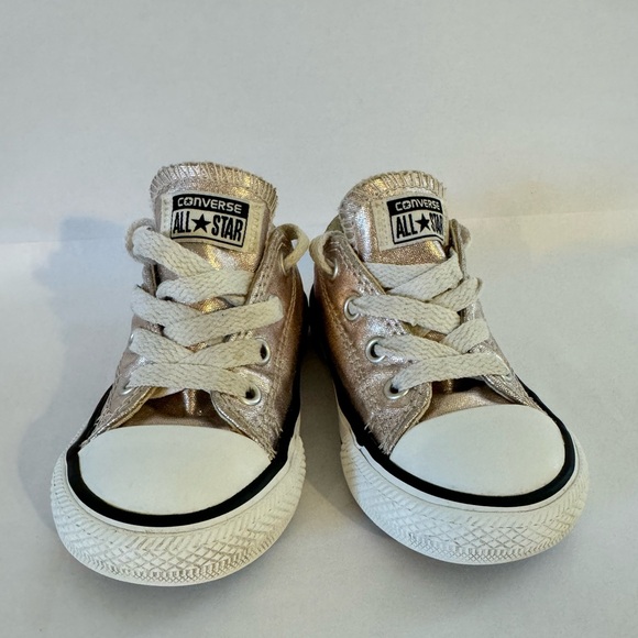 Rose gold metallic shiny pink toddler converse size6 - Picture 8 of 8